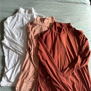 SHEIN Peach Turtleneck Top